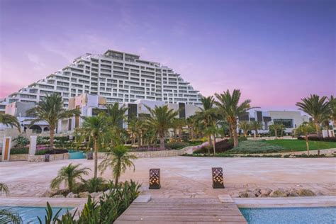 melco-resorts. absorb. eu|Casino Billionaire Lawrence Ho’s Melco Enters Europe With  .